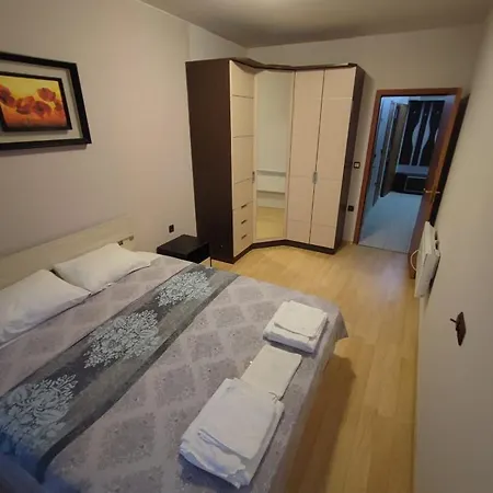 Апартамент Еделвайс Варна Appartement *